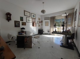 8256 - Dottor Consoli (Villa Bellini), ristrutturato 6 vani
