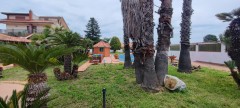 8137 - Mascalucia appartavilla 6 vani giardino e piscina, 2 garages