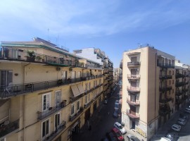 8902 - Adiacenze Via D'annunzio 4 vani